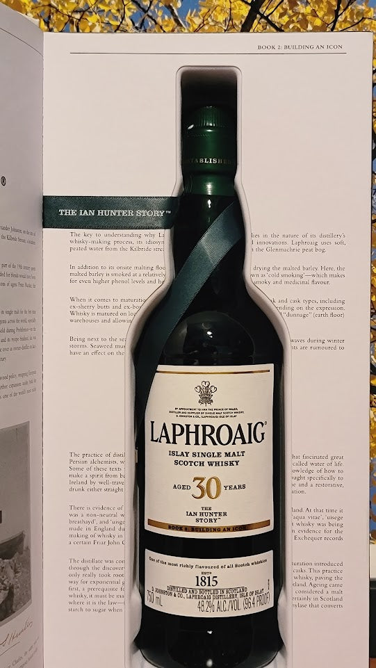 Laphroaig 30yr cask book 2